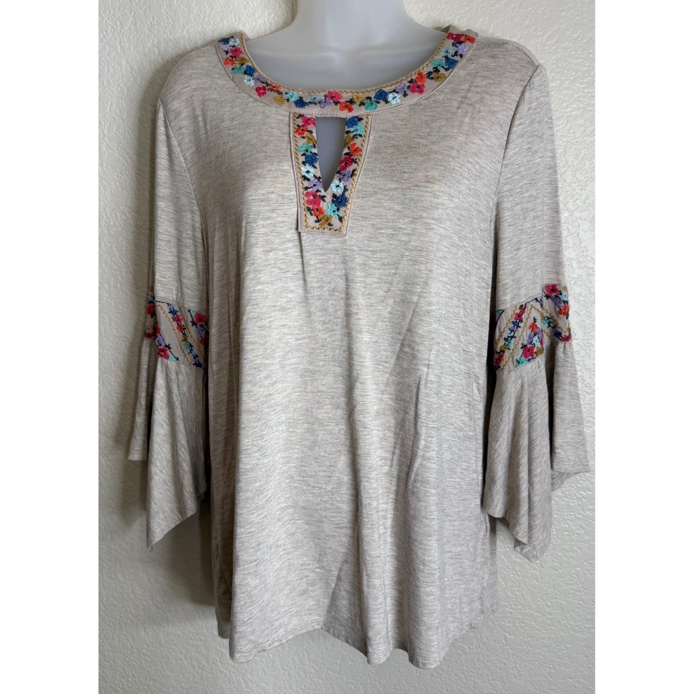 Democracy Womens Small Beige Top Floral Embroidered Bell Sleeve Boho Festival